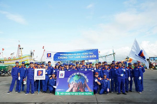 Petrolimex Bà Rịa- Vũng Tàu chung tay làm sạch môi trường biển 