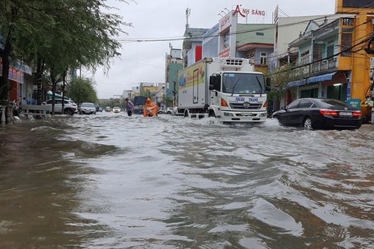 16 người thương vong do mưa lũ tại miền Trung