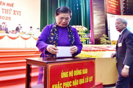 Phó Chủ tịch Thường trực Quốc hội Tòng Thị Phóng: “Thừa Thiên Huế cần đổi mới tư duy phát triển, khai thác tốt tiềm năng văn hóa”