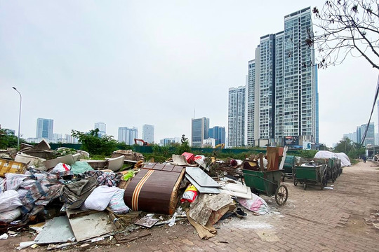 Người dân bãi rác Nam Sơn vẫn phải chờ phúc tra kết quả đo đạc đất ở