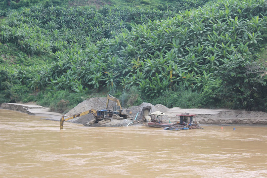 Phong Thổ (Lai Châu): Cần siết chặt quản lý khai thác khoáng sản