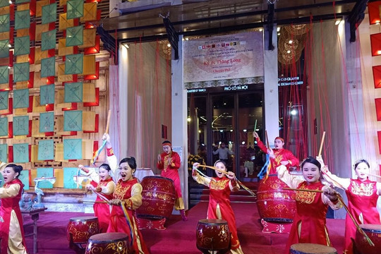 Khai mạc chuỗi hoạt động văn hoá chào mừng ngày Di sản Việt Nam
