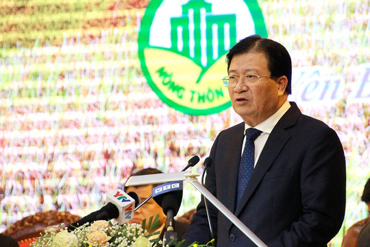 Phó Thủ tướng Trịnh Đình Dũng dự Hội nghị tổng kết Xây dựng nông thôn mới vùng đặc biệt khó khăn
