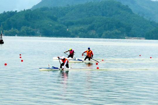 Thái Nguyên: Khai mạc Giải Đua thuyền Cúp Canoeing toàn quốc năm 2020