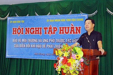 Tập huấn bảo vệ môi trường và ứng phó biến đổi khí hậu