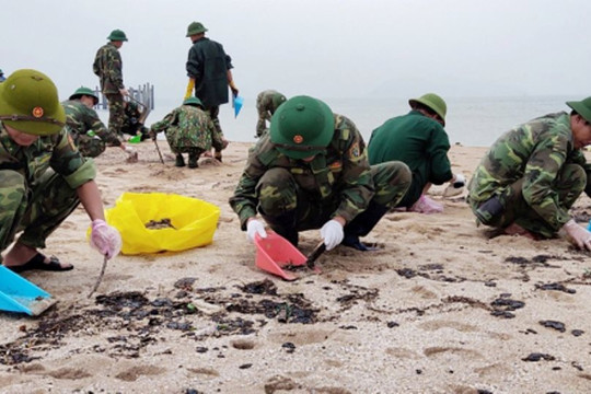 Hà Tĩnh: Chủ động các giải pháp ứng phó sự cố tràn dầu trên biển