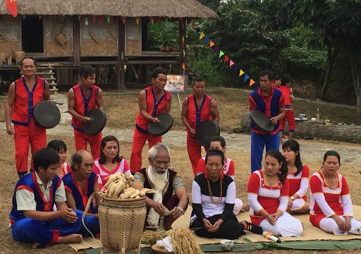Khánh Hòa: kiểm kê trang phục truyền thống của đồng bào dân tộc thiểu số