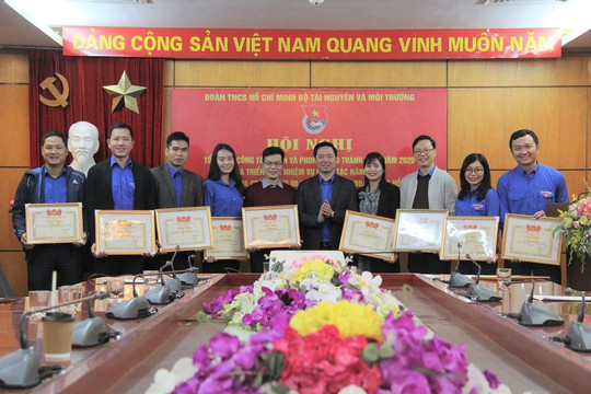 Đoàn Thanh niên Bộ TN&MT phát động thi đua chào mừng 90 năm thành lập Đoàn TNCS Hồ Chí Minh