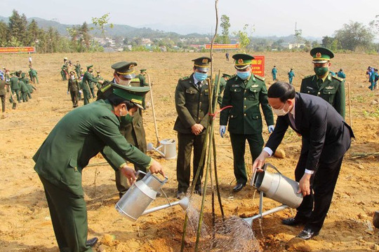 Quảng Ninh: Lễ dâng hương và phát động Tết trồng cây đầu Xuân Tân Sửu 2021