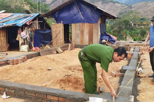 Thanh Hóa: 30 tỷ đồng hỗ trợ xây 600 căn nhà cho các hộ nghèo huyện Mường Lát