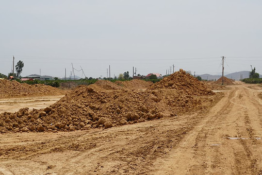 Bình Thuận cần đẩy nhanh tiến độ cấp phép mỏ đáp ứng vật liệu thi công cao tốc Bắc - Nam
