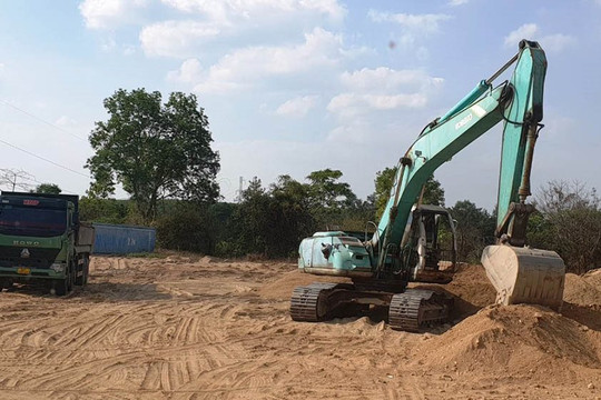 Sở TN&MT Kon Tum đề nghị UBND TP. Kon Tum tăng cường quản lý đất san lấp và cát, sỏi