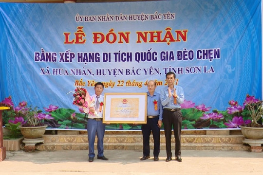 Sơn La đón nhận Bằng xếp hạng Di tích Quốc gia đèo Chẹn 