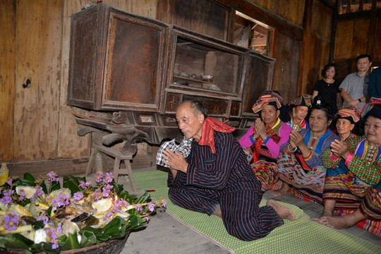 Độc đáo lễ mừng cơm mới của dân tộc Lào ở Điện Biên 