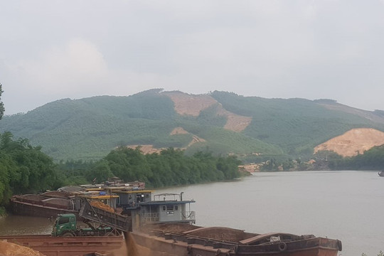 Công ty Vĩnh Long có mang khoáng sản ra khỏi tỉnh Bắc Giang: Chính quyền không biết?