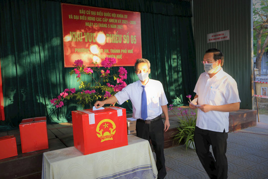 Hơn 890.000 cử tri Thừa Thiên Huế hân hoan đi bầu cử