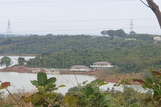 Đắk Nông: Sẽ cưỡng chế tháo dỡ vụ xây "khu nghỉ dưỡng chui" trên đất thuỷ điện