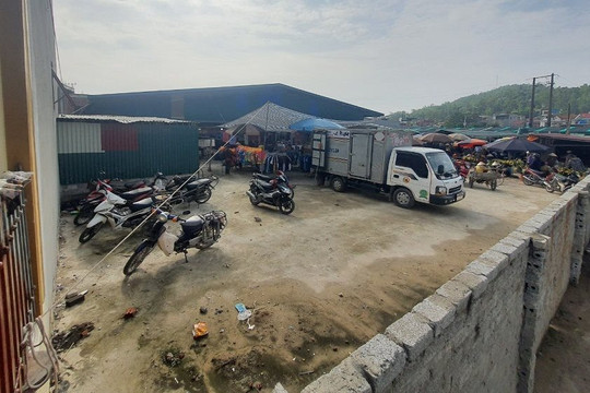 Sai phạm tại dự án Chợ hải sản Lạch Bạng ở Thanh Hóa: Chính quyền địa phương buông lỏng quản lý