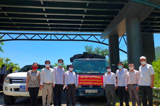 Đà Nẵng tiếp nhận 5,5 tấn nông sản do huyện Tây Giang gửi tặng