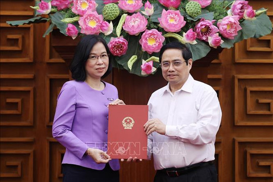 Thủ tướng trao Quyết định bổ nhiệm Tổng Giám đốc TTXVN cho đồng chí Vũ Việt Trang