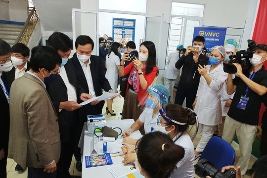 Hải Dương cảnh báo những trường hợp liên quan đến ổ dịch tại Bệnh viện Việt Đức 