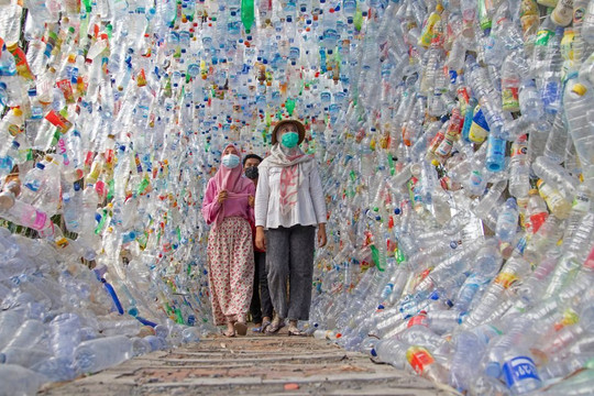 Indonesia cảnh báo về cuộc khủng hoảng nhựa đại dương