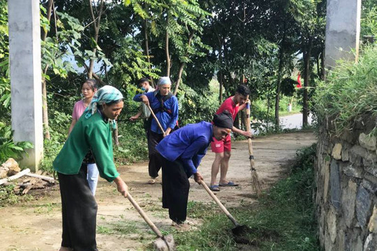 Bắc Hà – Lào Cai: Hội phụ nữ chung tay bảo vệ môi trường trong xây dựng nông thôn mới
