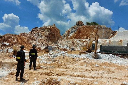 Nghệ An: Tình trạng khai thác khoáng sản trái phép vẫn diễn biến phức tạp