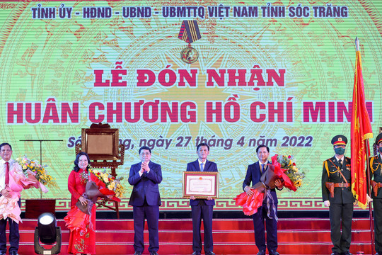 Thủ tướng Phạm Minh Chính dự lễ kỷ niệm 30 năm tái lập tỉnh Sóc Trăng