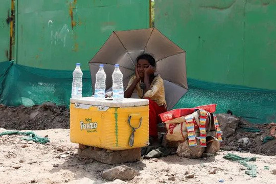 Khủng hoảng khí hậu khiến nắng nóng Ấn Độ có nguy cơ tăng gấp 100 lần