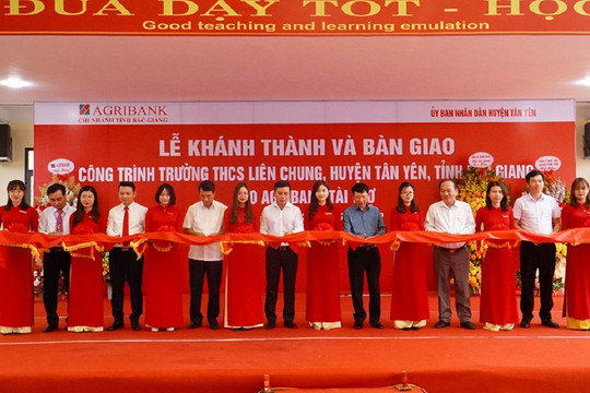 Agribank bàn giao công trình trường học với kinh phí 05 tỷ đồng tại tỉnh Bắc Giang