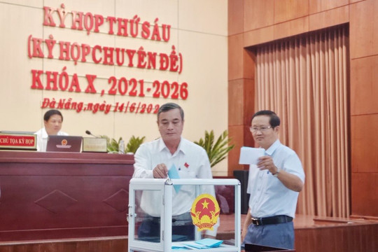 Bãi nhiệm Phó Chủ tịch HĐND TP Đà Nẵng đối với ông Lê Minh Trung