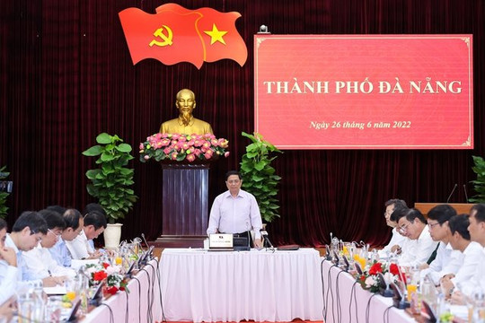 Thủ tướng Phạm Minh Chính yêu cầu Đà Nẵng làm tốt quy hoạch, tạo không gian phát triển mới, toàn diện