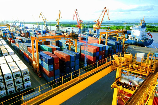 Tổng kim ngạch xuất, nhập khẩu hàng hóa ước đạt 431,94 tỷ USD