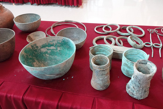 Bình Định: Bảo tàng Quang Trung tiếp nhận 65 hiện vật thời Tây Sơn 