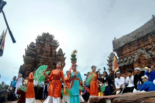 Ngày hội văn hóa, du lịch Ninh Thuận sắp được tổ chức tại Hà Nội