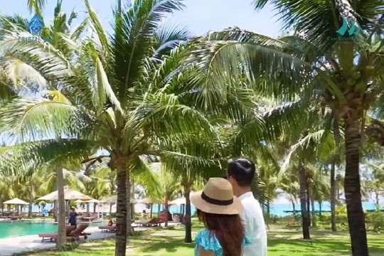 Tận hưởng kỳ nghỉ trăng mật ngọt ngào tại resort 5 sao Cam Ranh Riviera