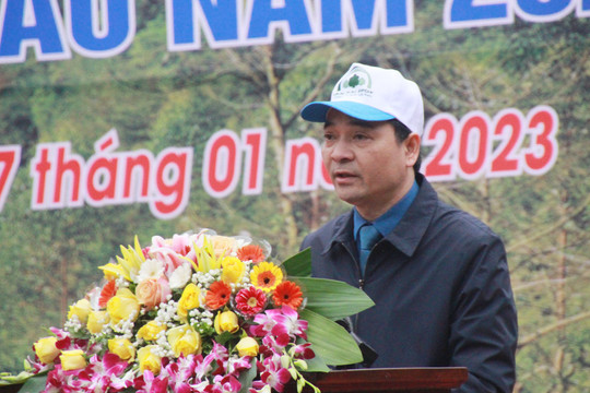 Văn Chấn (Yên Bái): Lan toả phong trào trồng cây ứng phó với biến đổi khí hậu