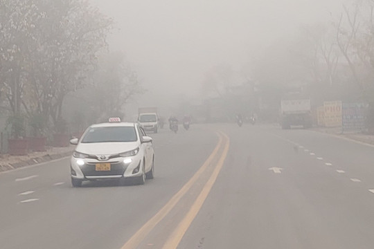Điện Biên: Không khí bị ảnh hưởng do hiện tượng mù khô