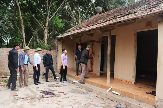 Sai phạm trên phần đất đã thu hồi của Công ty TNHH Kim Long Vĩnh Phúc: đã có 4 trường hợp tự nguyện tháo dỡ công trình xây dựng