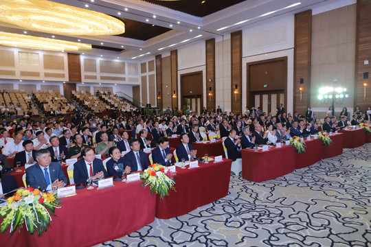 Hội nghị 50 năm thiết lập quan hệ ngoại giao Việt Nam – Nhật Bản