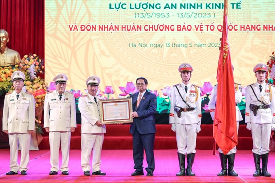 Thủ tướng Phạm Minh Chính dự kỷ niệm 70 năm Ngày truyền thống lực lượng an ninh kinh tế