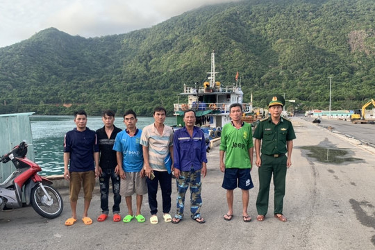 Kịp thời cứu nạn 6 ngư dân trên tàu cá Bình Định bị nạn trên biển Côn Đảo