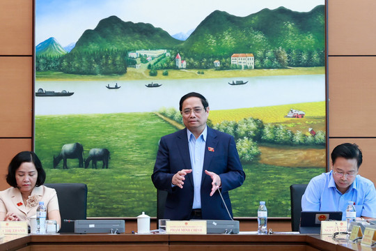 Thủ tướng Chính phủ Phạm Minh Chính: Lấy thực tiễn làm thước đo để nghiên cứu sửa Luật Đất đai