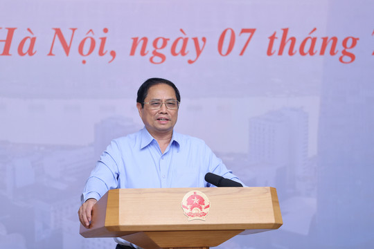 Thủ tướng Phạm Minh Chính: Hoàn thành hướng dẫn chính sách đặc thù với TPHCM chậm nhất là ngày 15/8