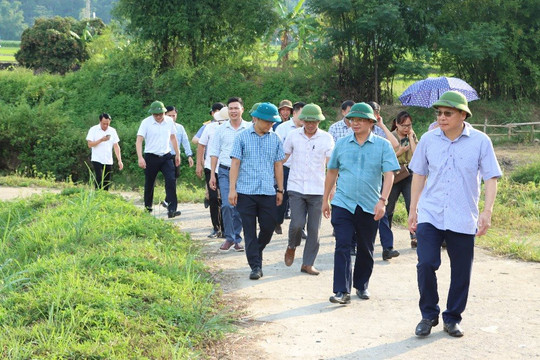 Thứ trưởng Bộ TN&MT Lê Công Thành và Đoàn công tác PCTT kiểm tra thực địa tại Bắc Kạn