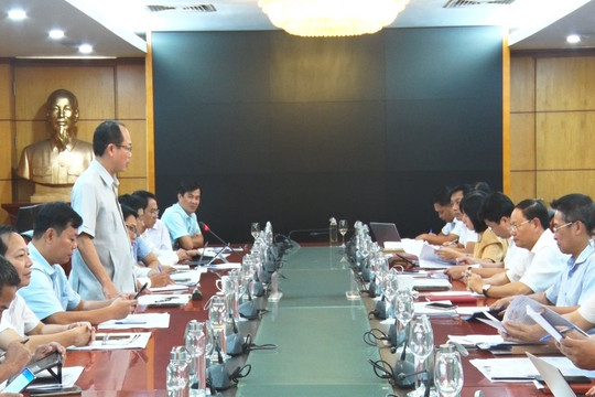 Thứ trưởng Lê Minh Ngân làm việc với UBND tỉnh Thừa Thiên Huế về công tác quản lý đất đai
