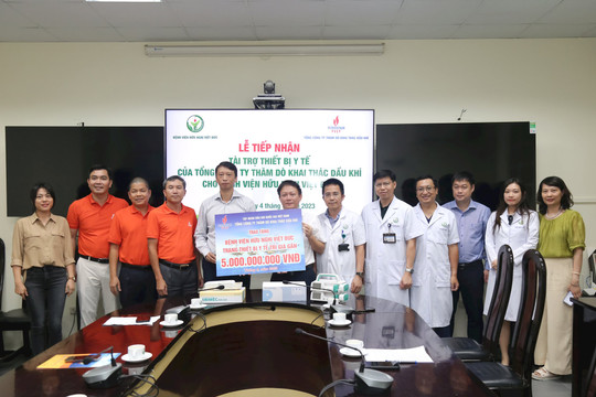 PVEP trao tài trợ 5 tỷ đồng mua sắm thiết bị y tế cho Bệnh viện Hữu nghị Việt Đức