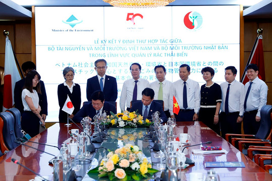 Bộ TN&MT Việt Nam và Bộ Môi trường Nhật Bản hợp tác quản lý rác thải biển