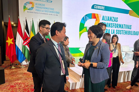 Việt Nam tham dự Hội nghị thượng đỉnh Diễn đàn đối tác vì tăng trưởng xanh và mục tiêu toàn cầu 2030